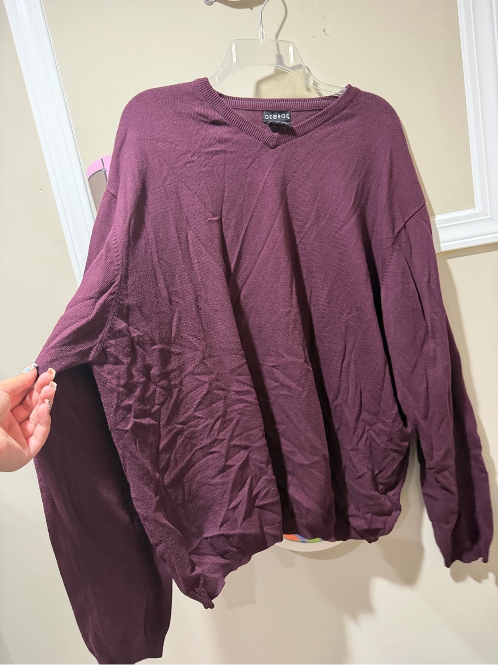 George Women's V-Neck Sweater in Plum
